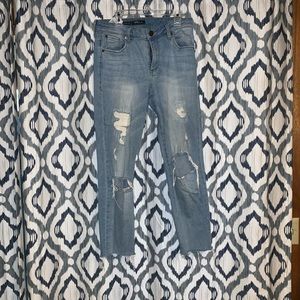 STS blue loose fitted jeans, straight leg!